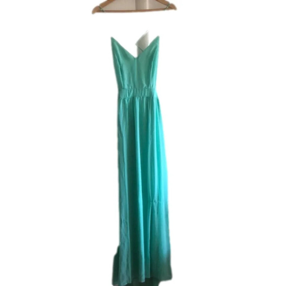 LU LU’S | Sea green backless gown - Picture 1 of 9